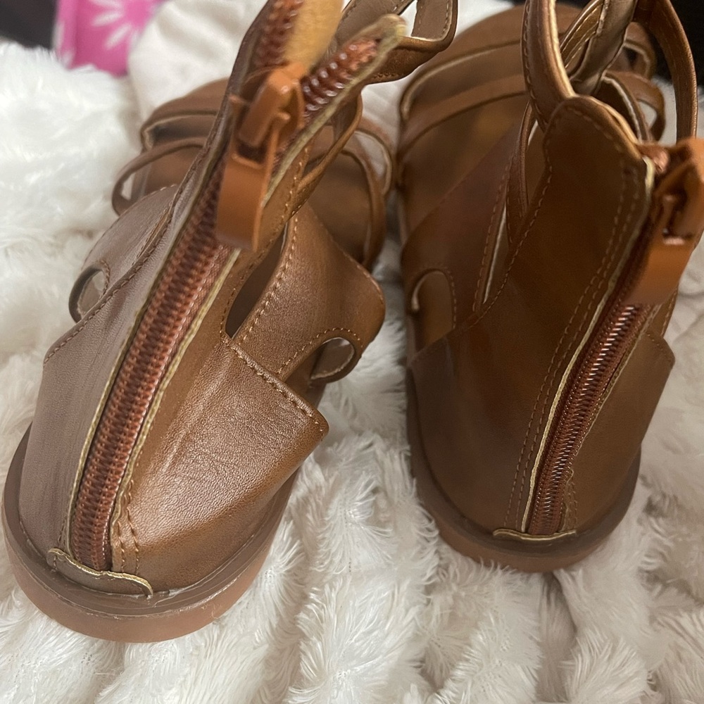 Gladiator sandals - Picture 2 of 5